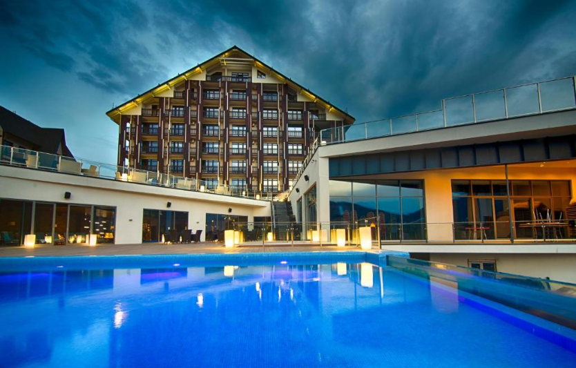 Fomich Residence, Буковель сімейний SPA-відпочинок восени