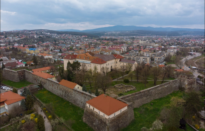 Куди піти в Ужгороді визначні місця центру і не тільки